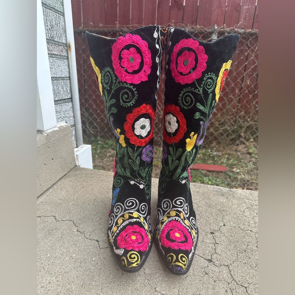 Women’s Western Style Boots